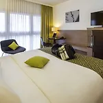 メルキュール シティ ホテル 4*