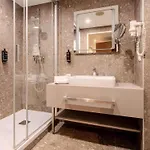 Mercure 4*