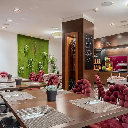 Mercure Hotel 4*