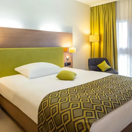 Mercure Hotel 4*